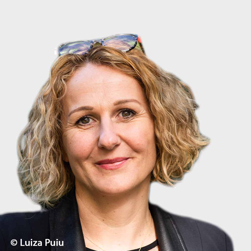Portrait von Sabine T. Köszegi